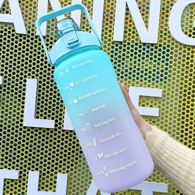 Gourde sport 2L avec marqueur de temps et citation motivante pour hydratation quotidienne