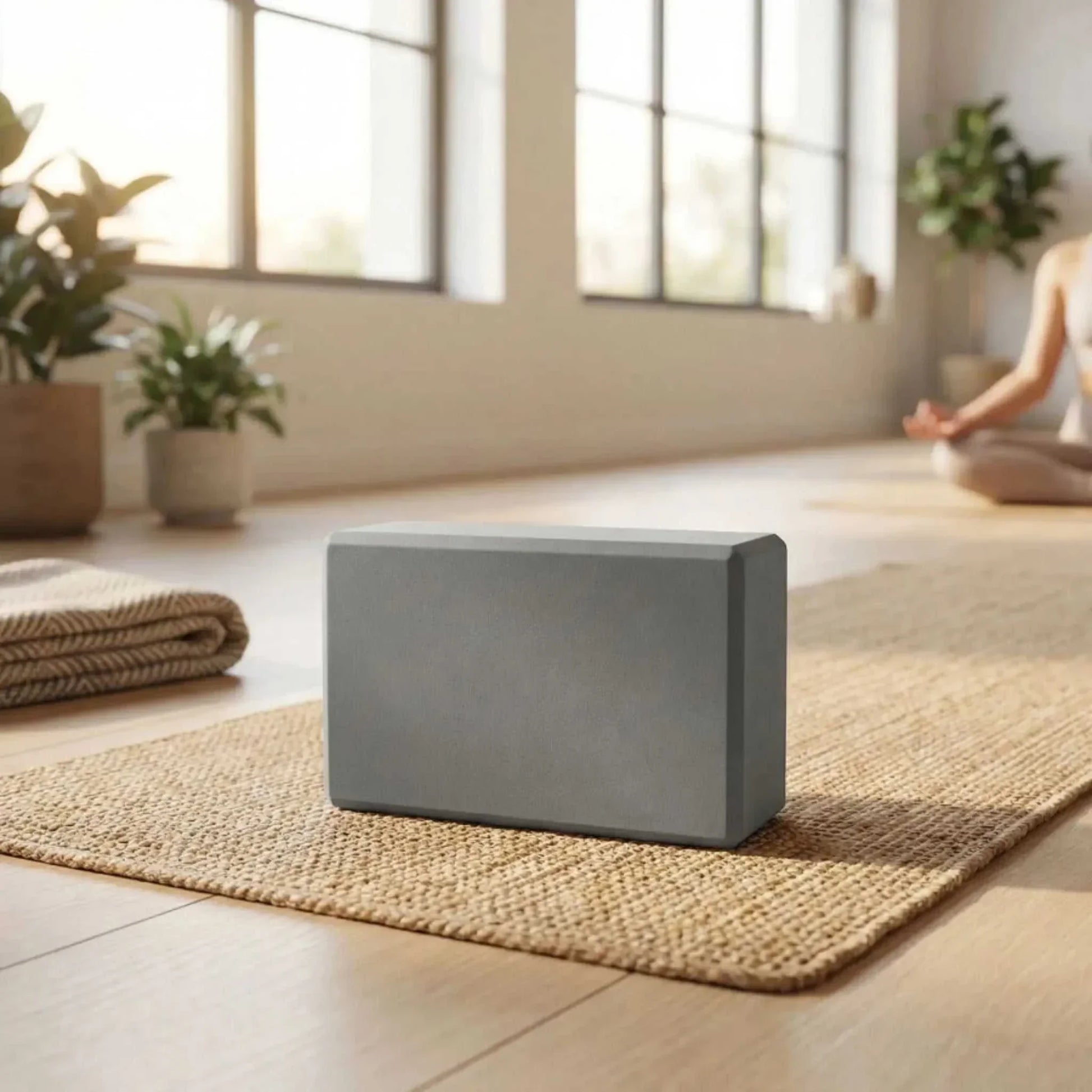 brique de yoga gris tapis plante