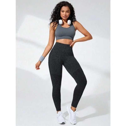 femme legging de sport noir de devant top gris