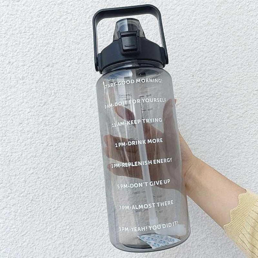 Gourde sport 2L avec marqueur de temps et citation motivante pour hydratation quotidienne